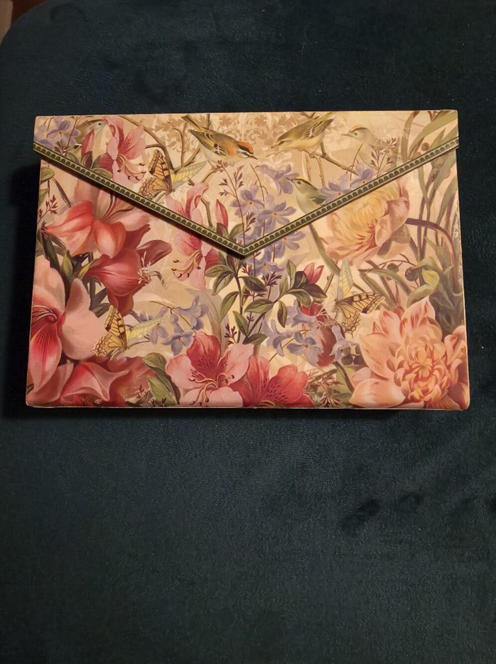 Punch Studio Green Tea two-bar keepsake box set
